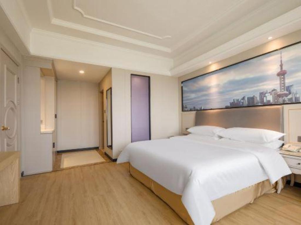 Vienna International Pujiang Hotel