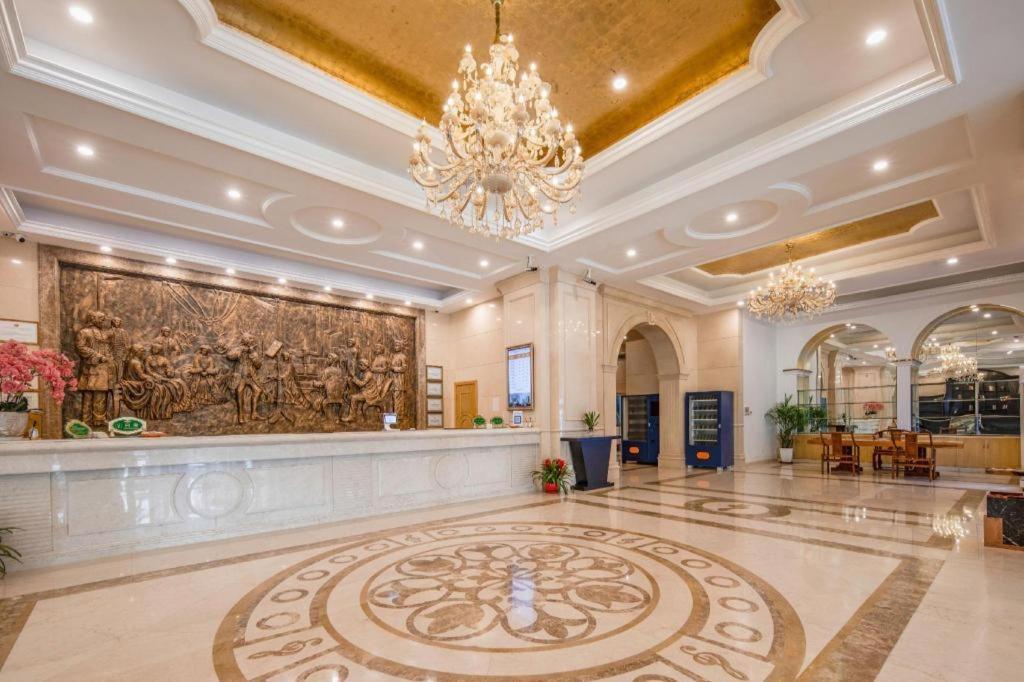 Vienna International Pujiang